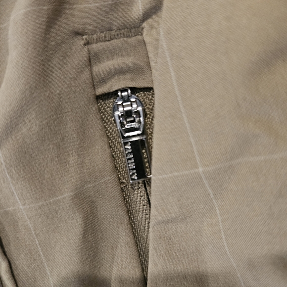 Athleta Brooklyn Textured Jogger Pants Silt Taupe Khaki Tan Women's Size 20 - Picture 10 of 15